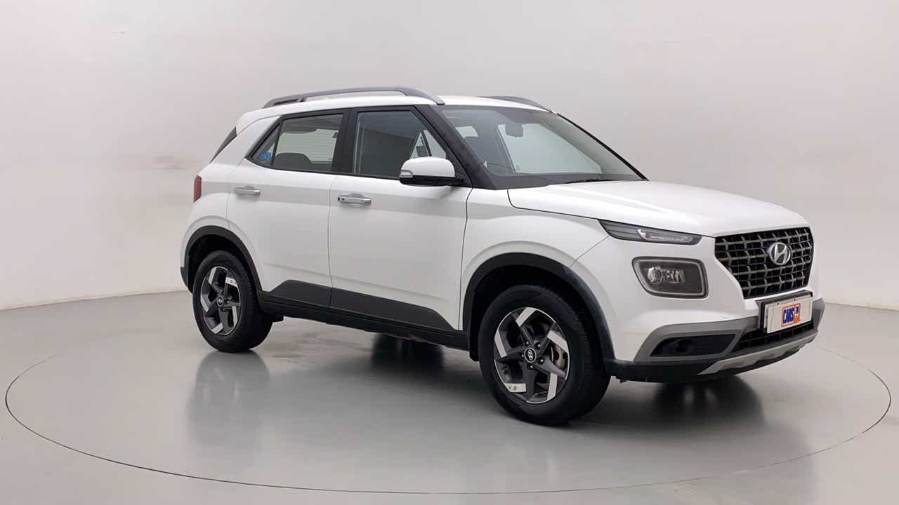 Front three-quarter view of a Hyundai Venue