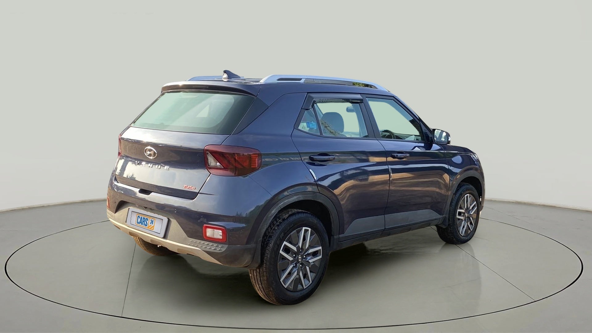 Rear three-quarter of a Hyundai Venue