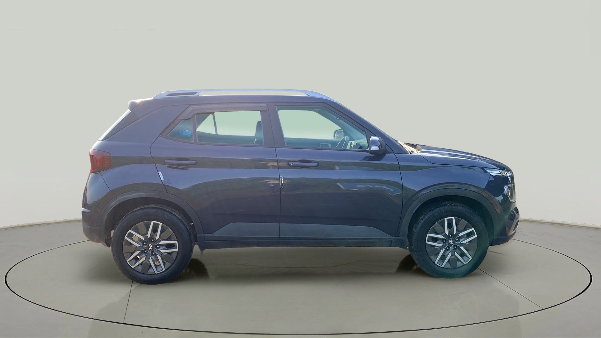 Side view of a Hyundai Venue