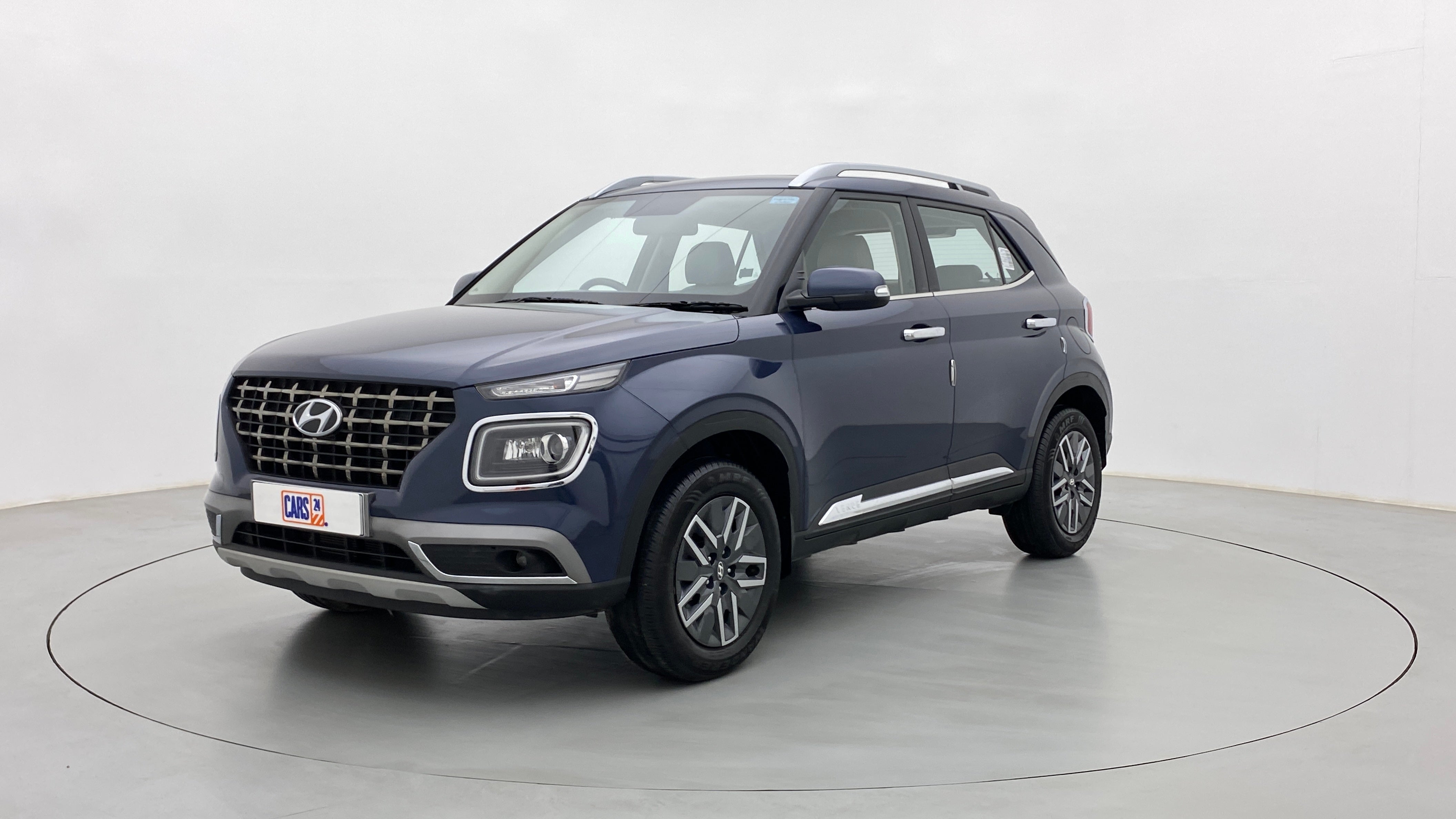 Front three-quarter view of a Hyundai Venue