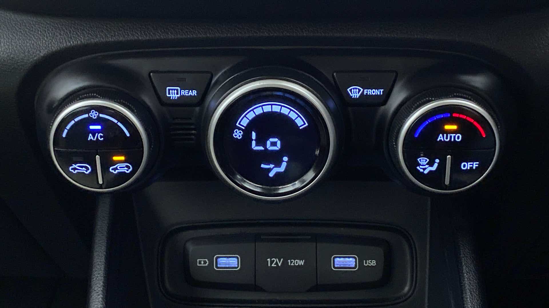 Dashboard climate control panel of a Hyundai Venue