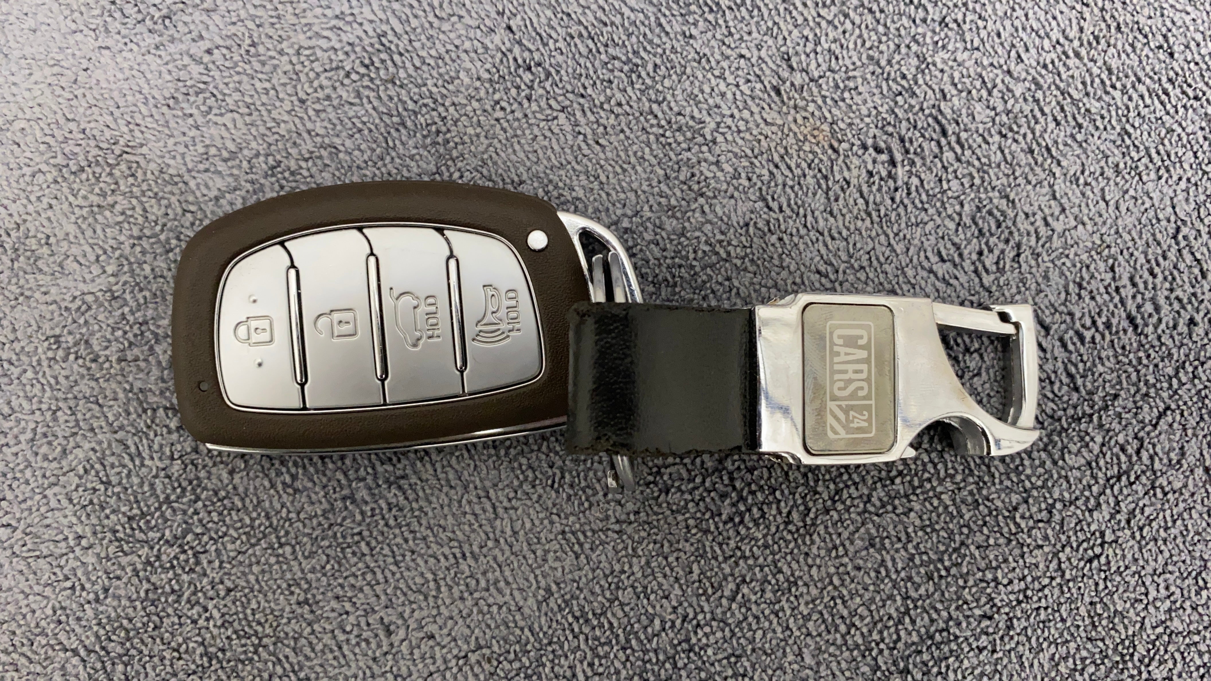 Car key fob of a Hyundai Venue