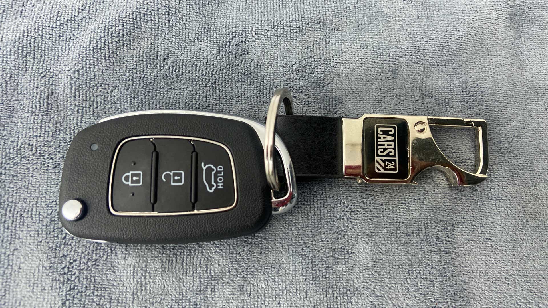 Car key fob and keychain for a Hyundai Venue