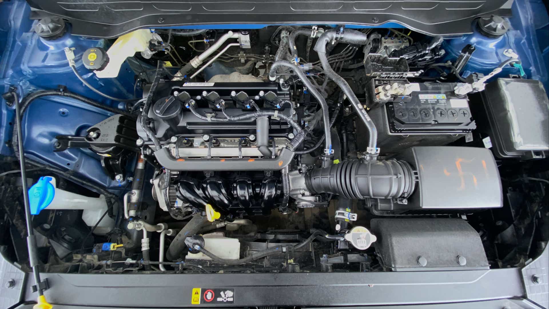 Engine bay of a Hyundai Venue