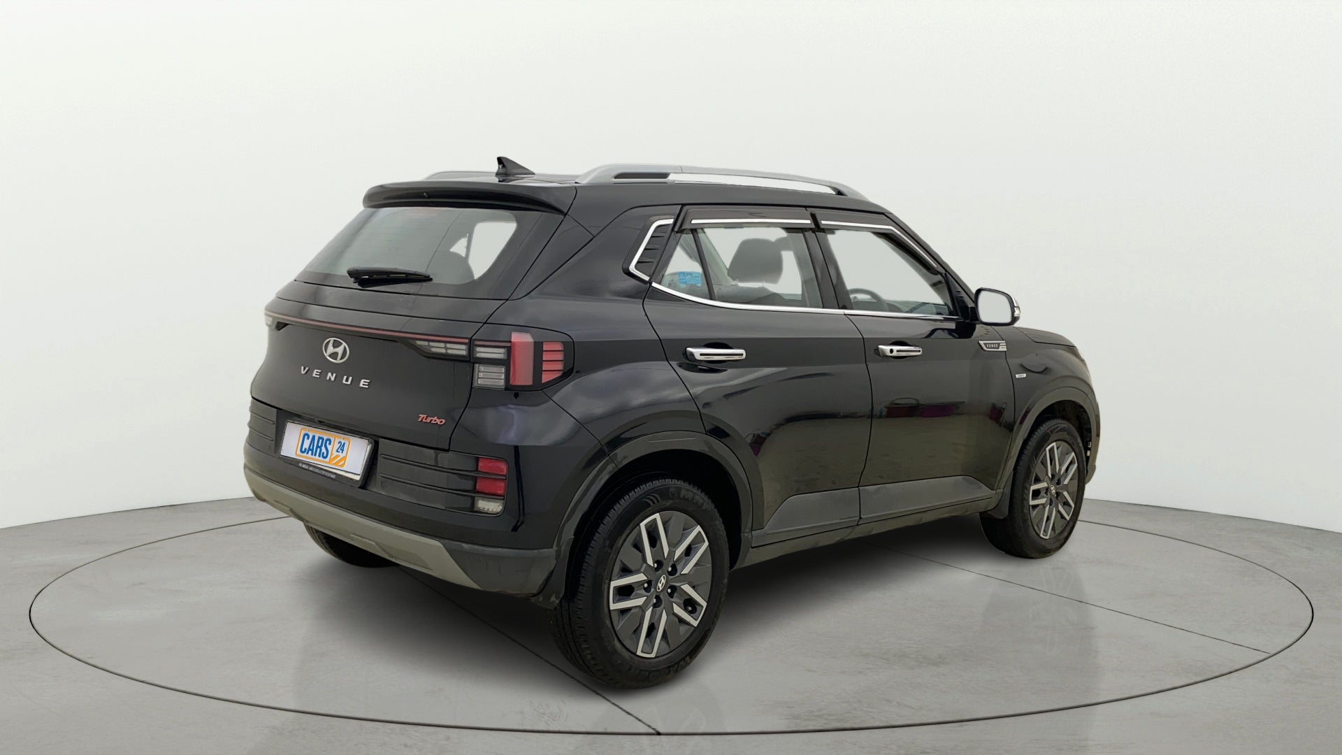 Rear three-quarter of a Hyundai Venue