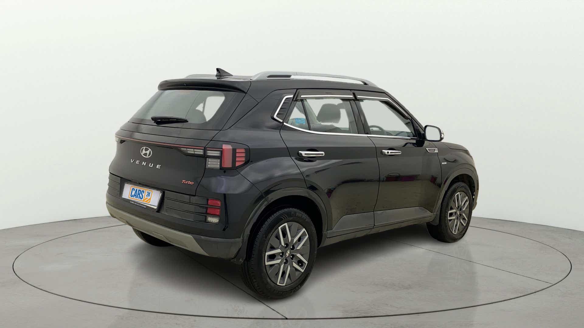 Rear three-quarter of a Hyundai Venue