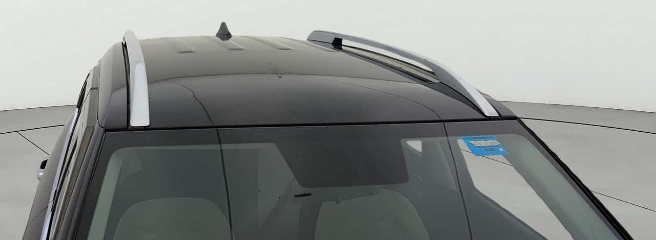 Roof and roof rails view of a Hyundai Venue