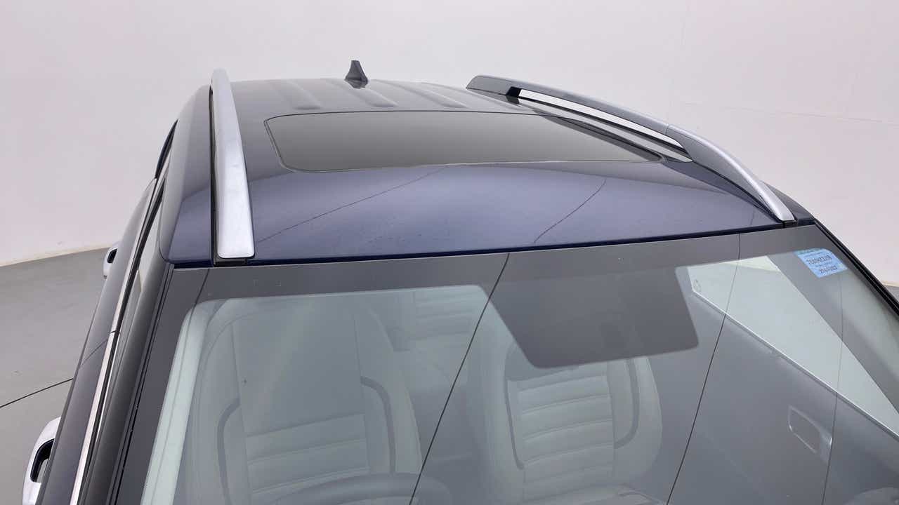 Sunroof and roof rails view of a Hyundai Venue