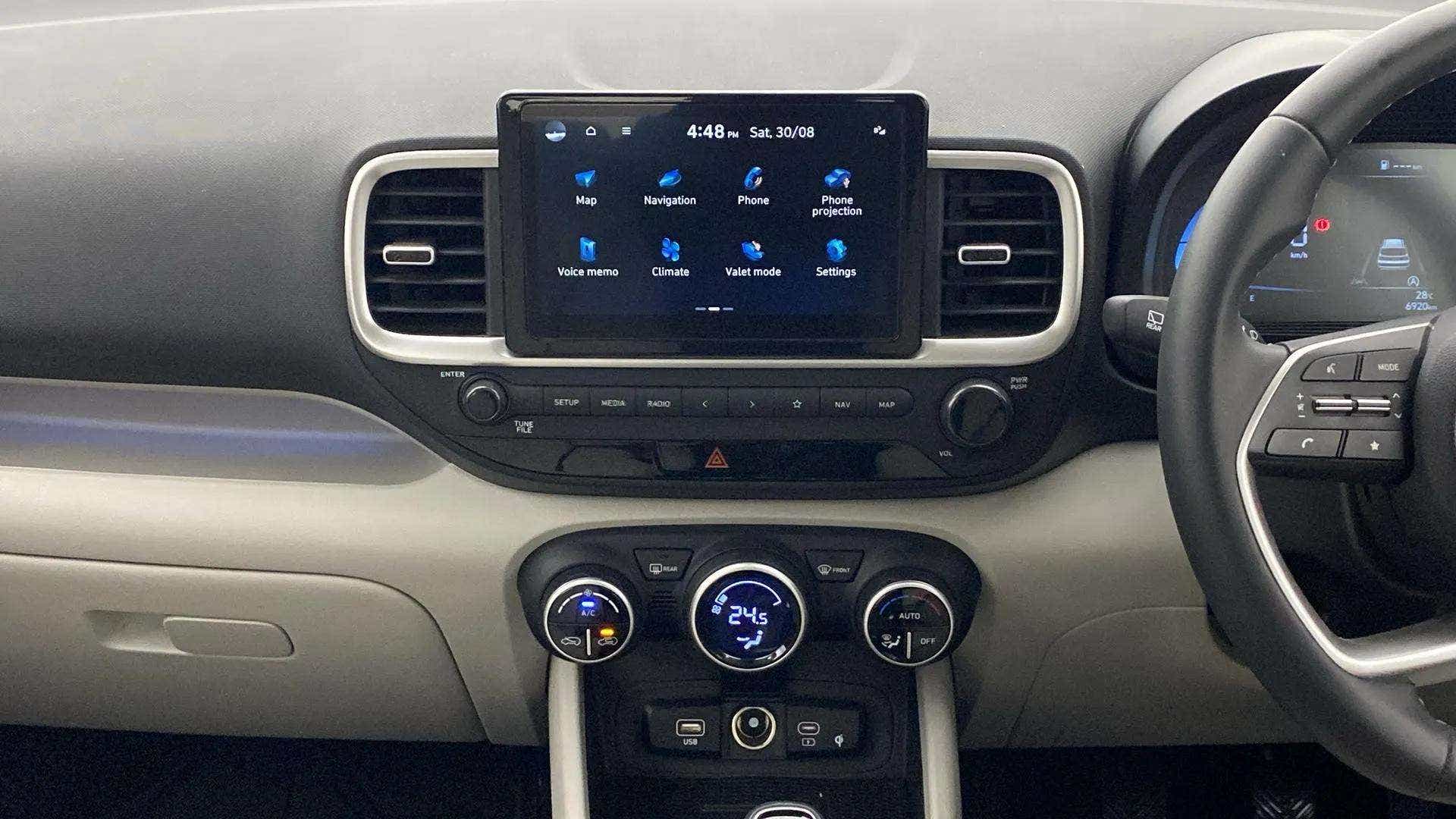 Dashboard and infotainment system of a Hyundai Venue