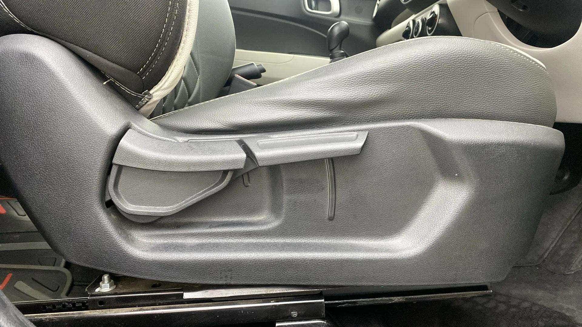 Side view of a Hyundai Venue front seat adjustment lever