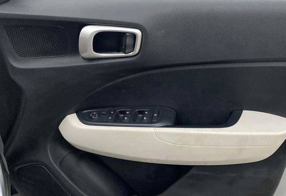 Driver side door controls of a Hyundai Venue