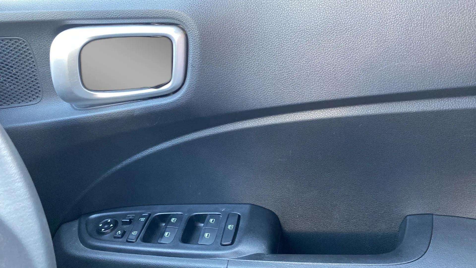 Driver side door controls of a Hyundai Venue