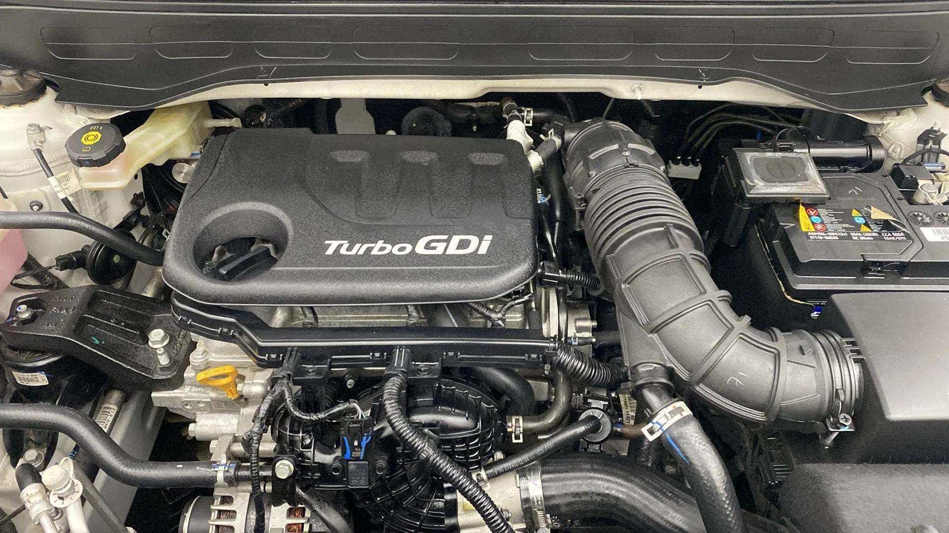 Engine bay view of a Hyundai Venue