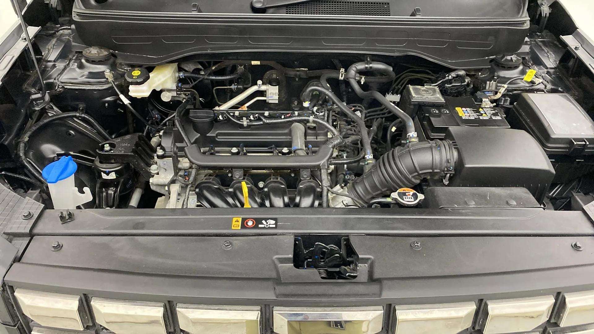 Engine bay of a Hyundai Venue