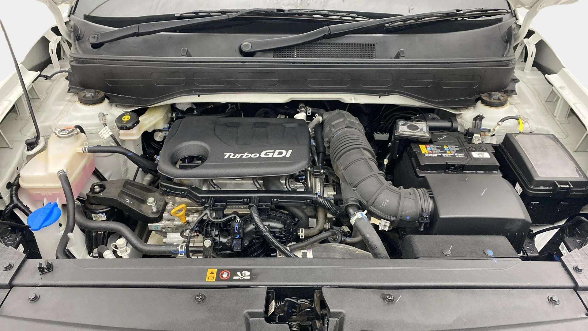 Engine bay of a Hyundai Venue Turbo GDi