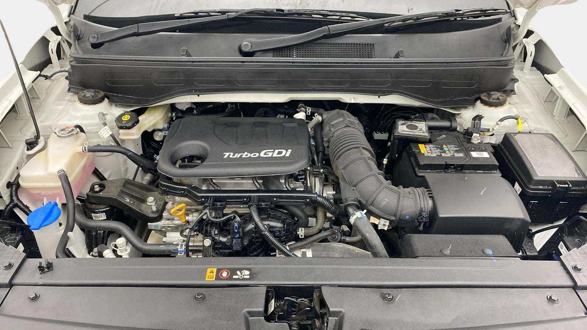 Engine bay of a Hyundai Venue Turbo GDi