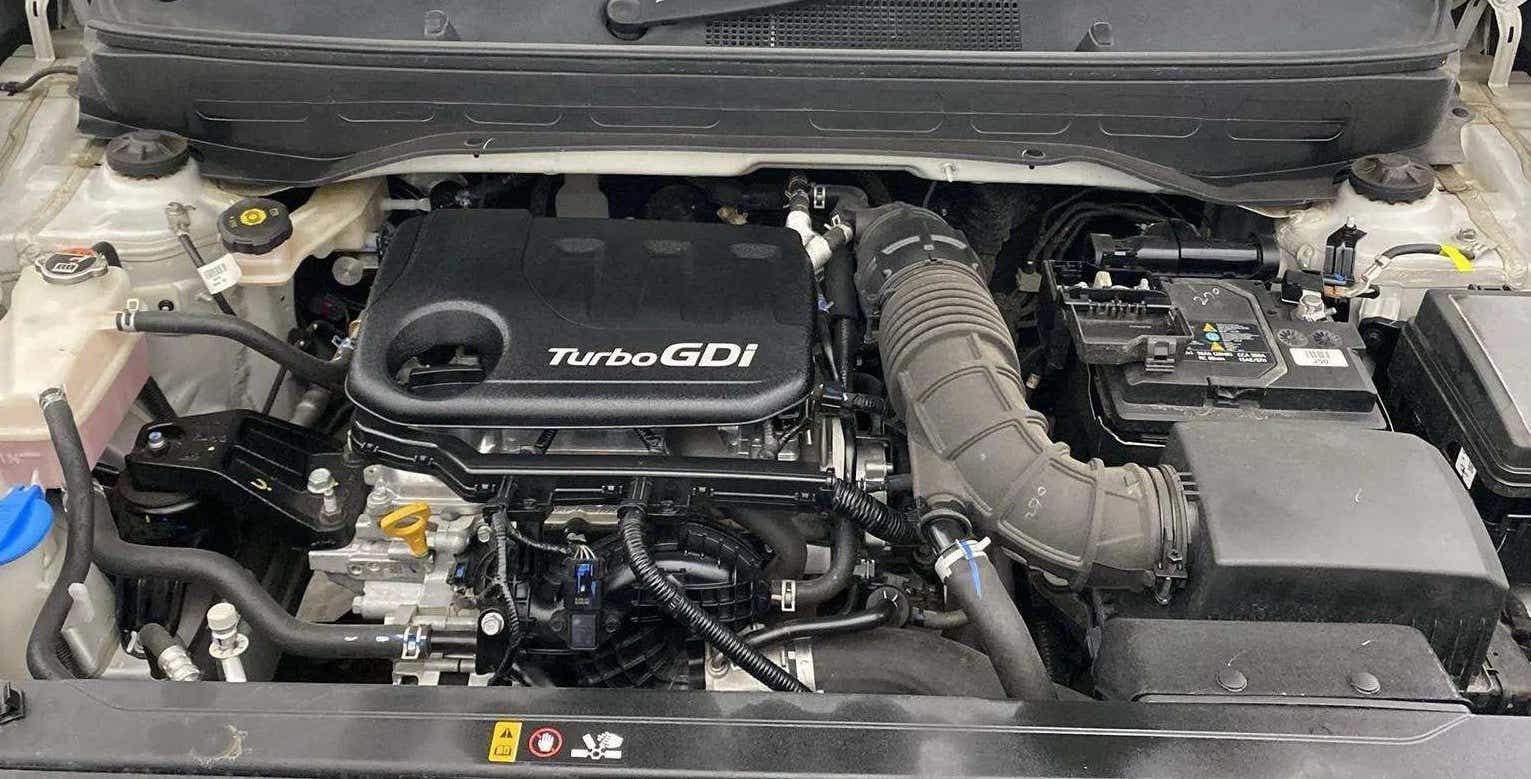 Engine bay of a Hyundai Venue Turbo GDi