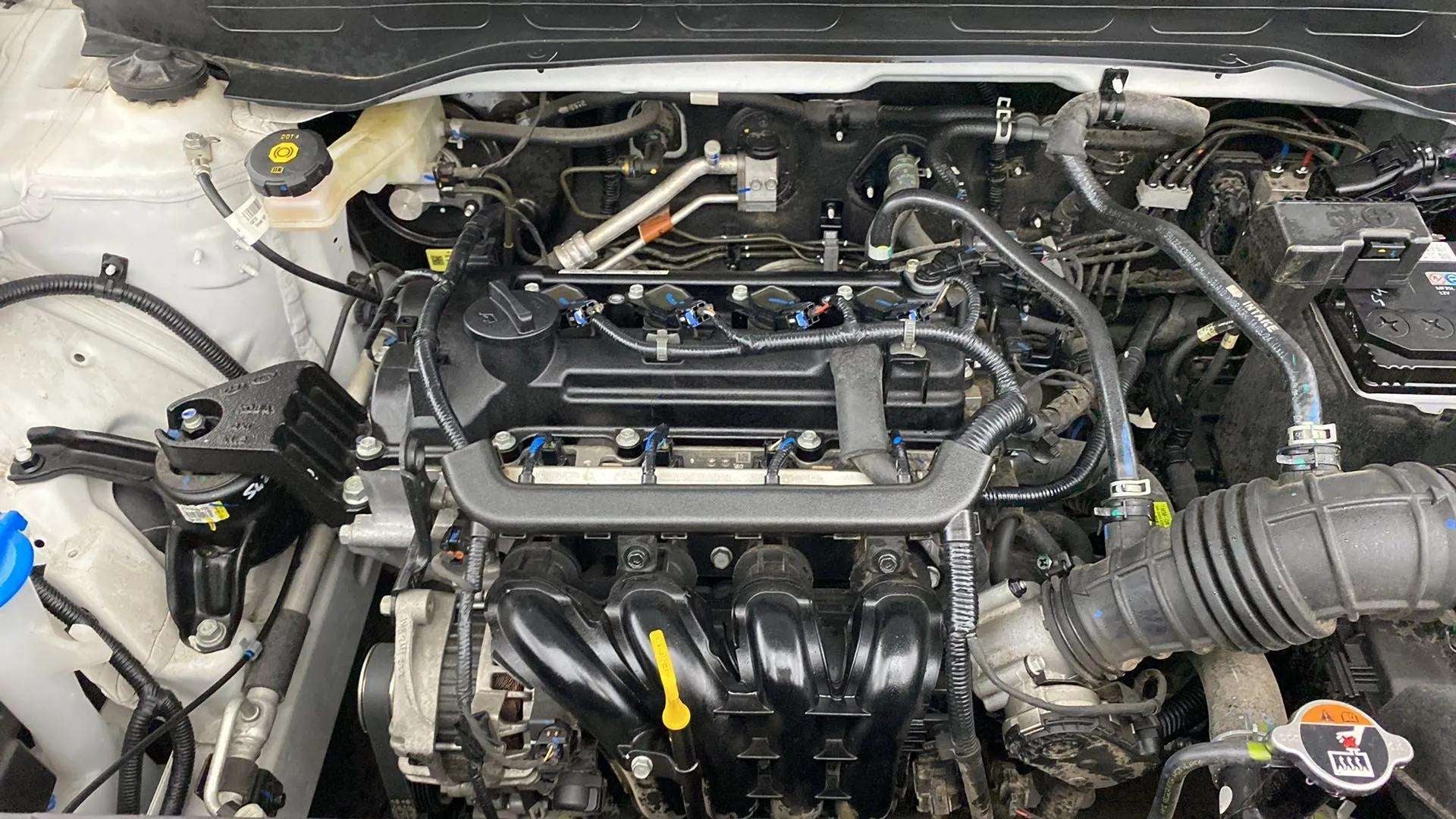 Engine bay of a Hyundai Venue