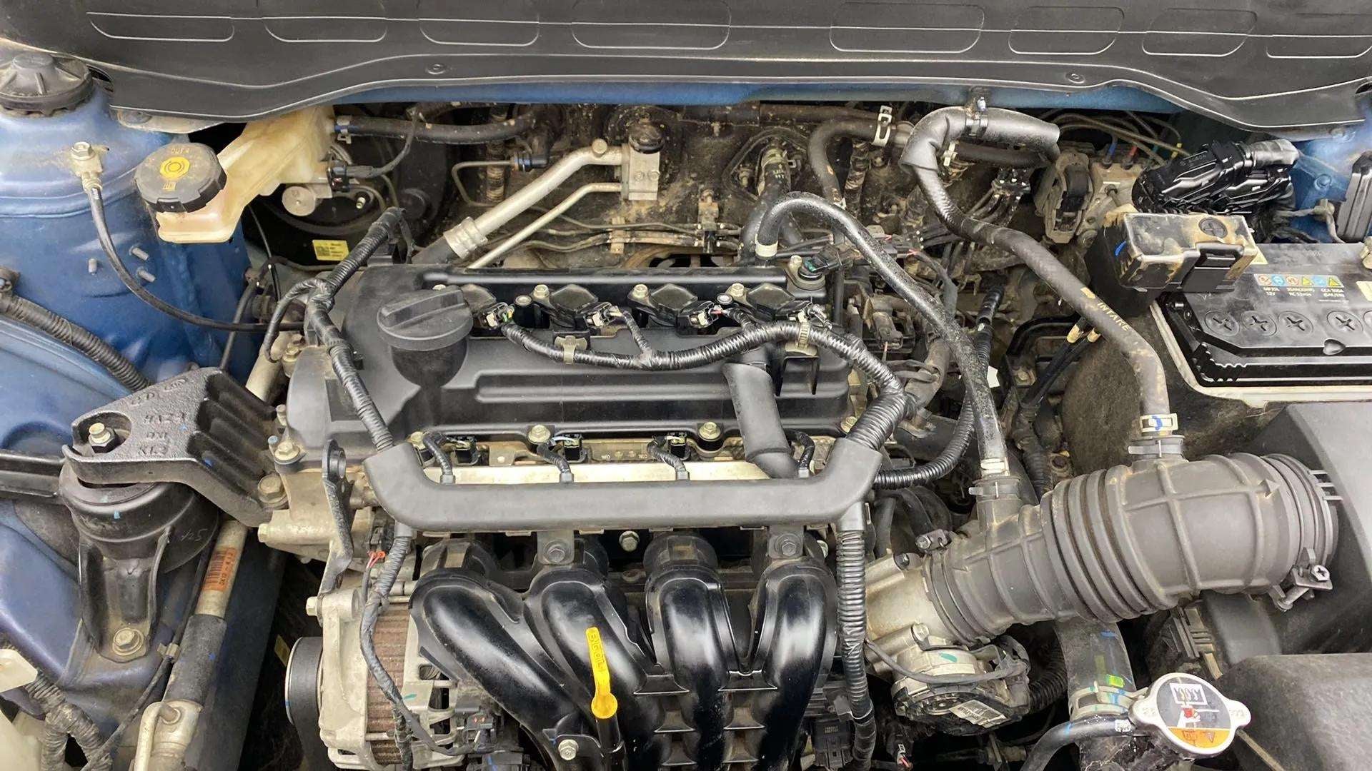 Engine bay of a Hyundai Venue