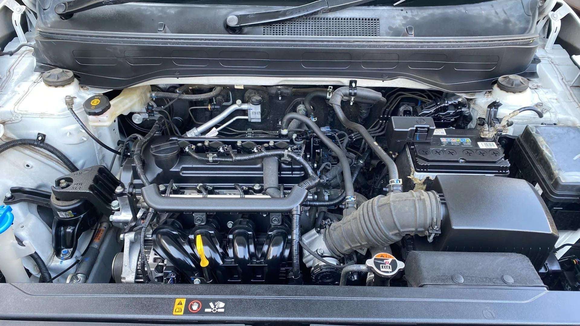 Engine bay of a Hyundai Venue