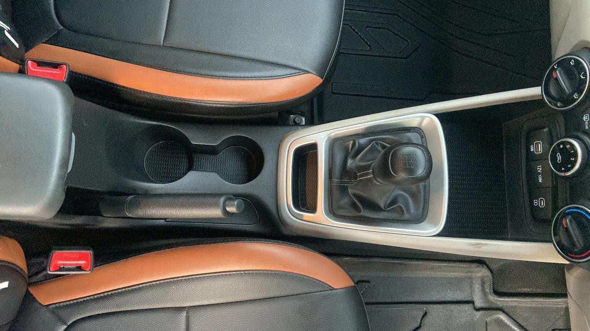 Center console and gear shifter area of a Hyundai Venue