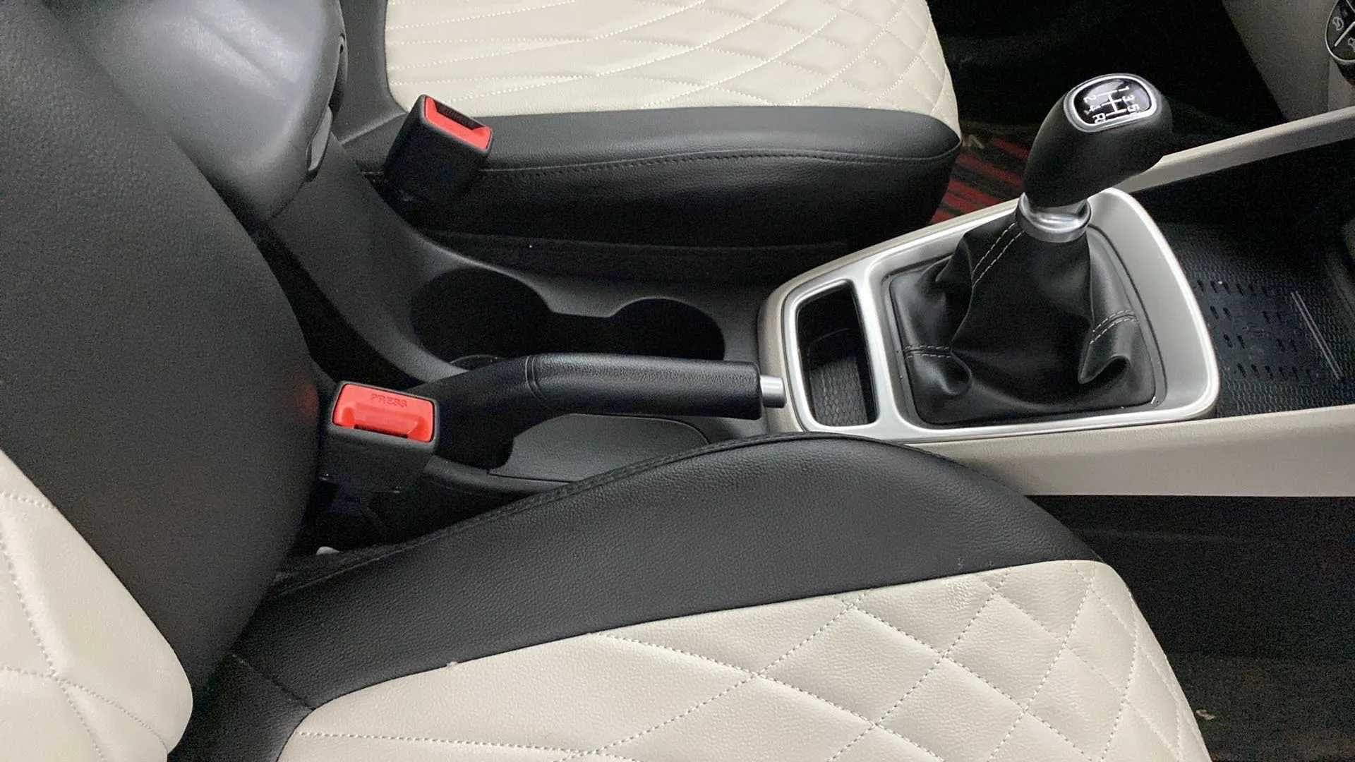 Center console and gear shifter area of a Hyundai Venue