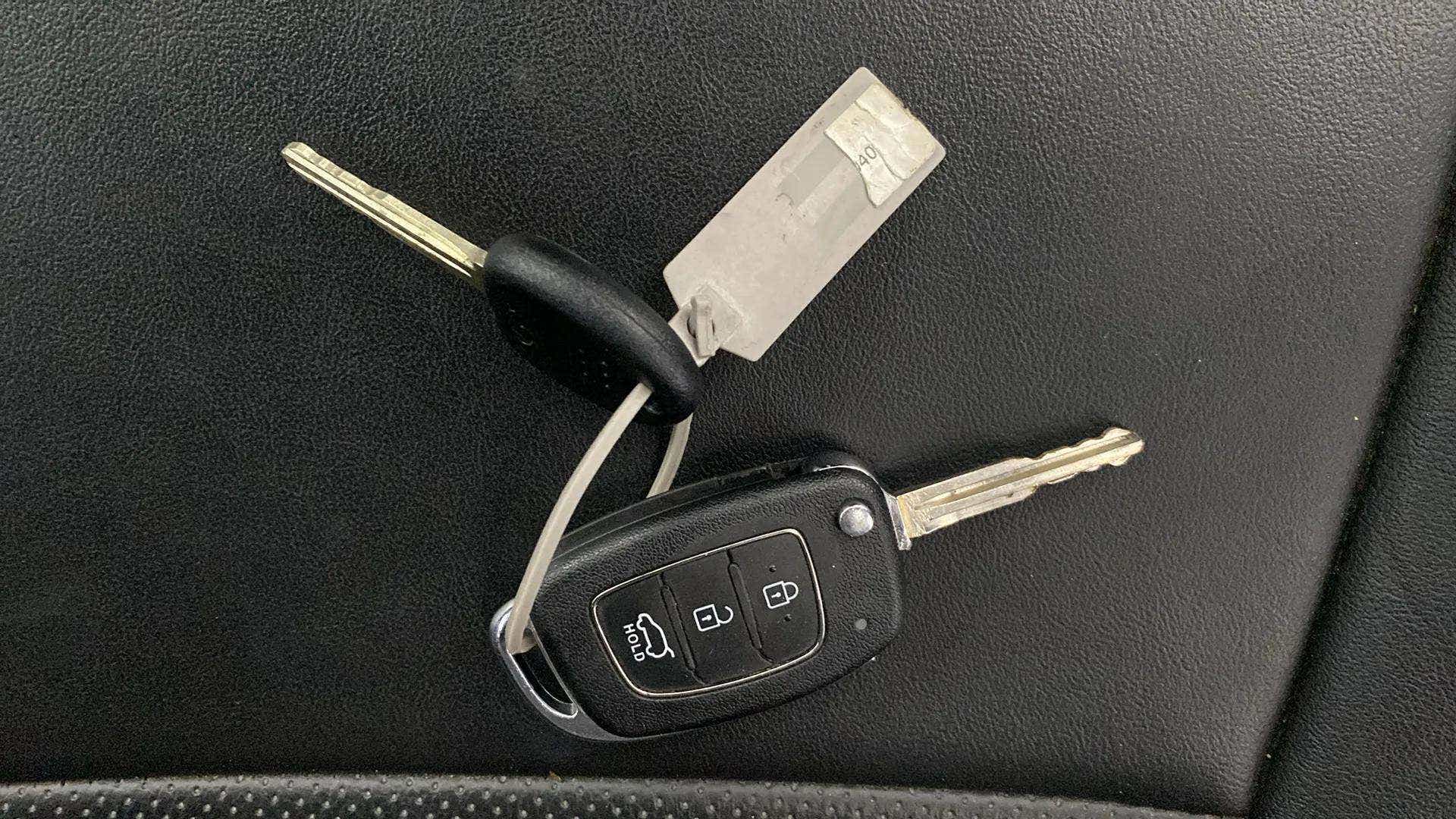 Car key and remote of a Hyundai Venue