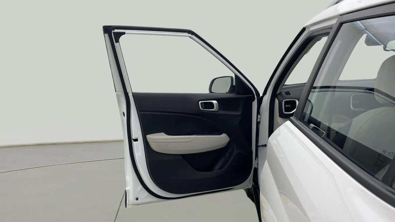 Front left door panel of a Hyundai Venue