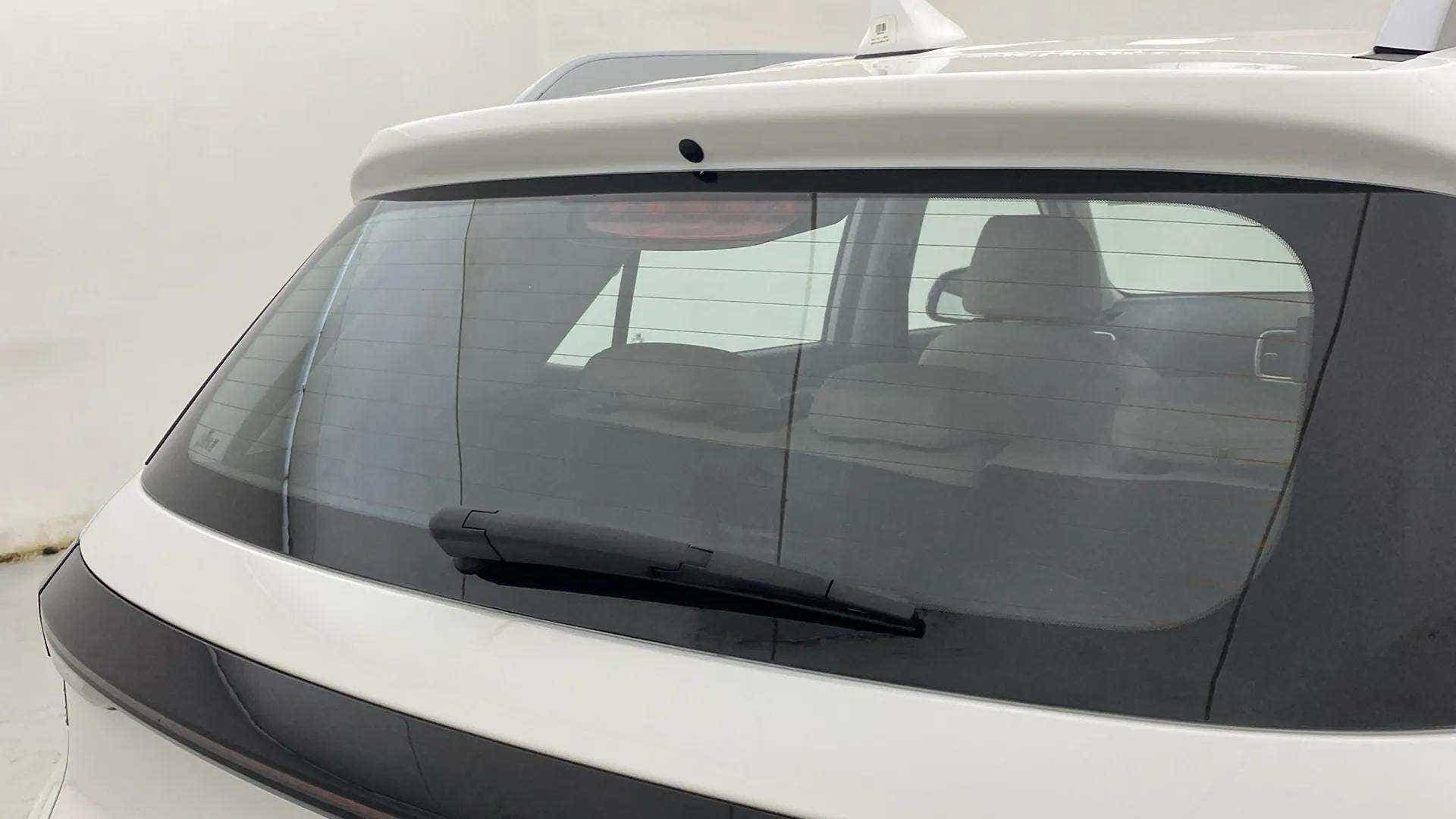 Rear windshield of a Hyundai Venue