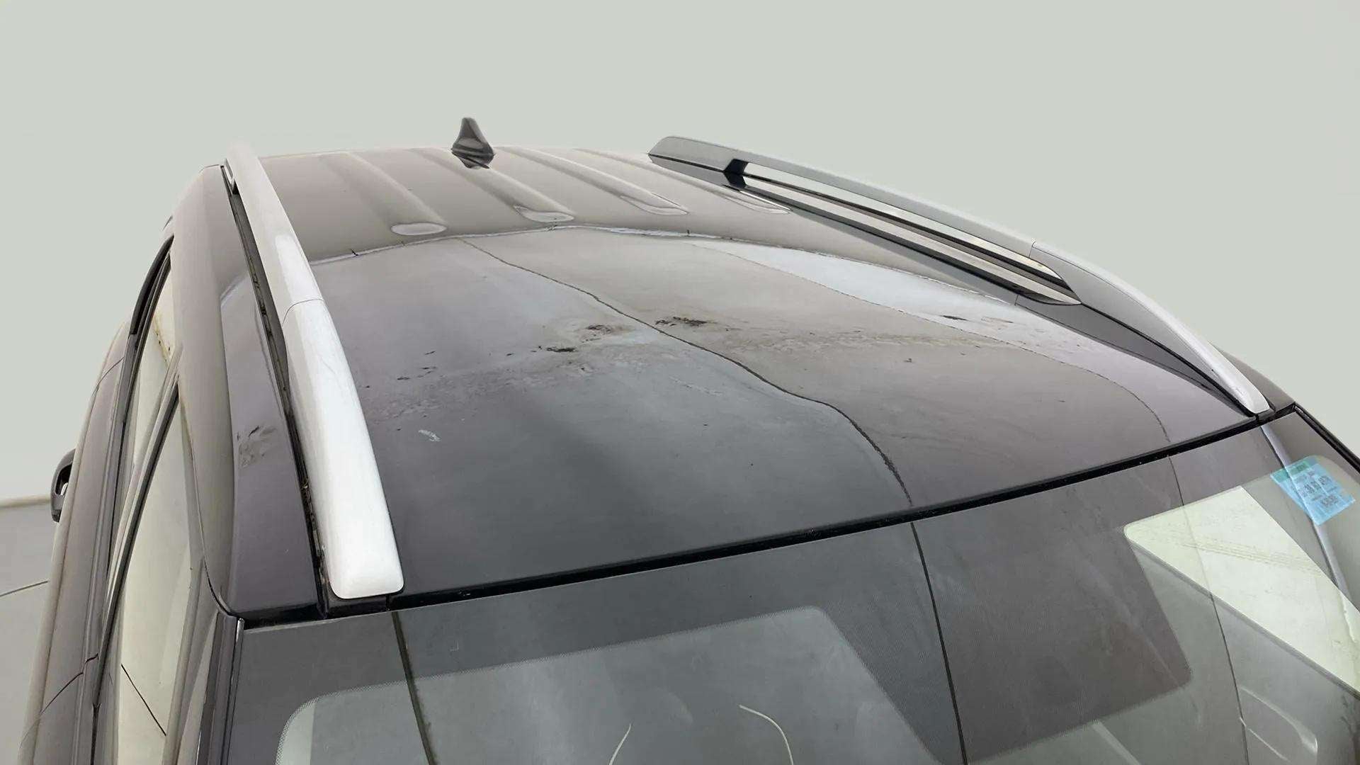 Roof view of a Hyundai Venue