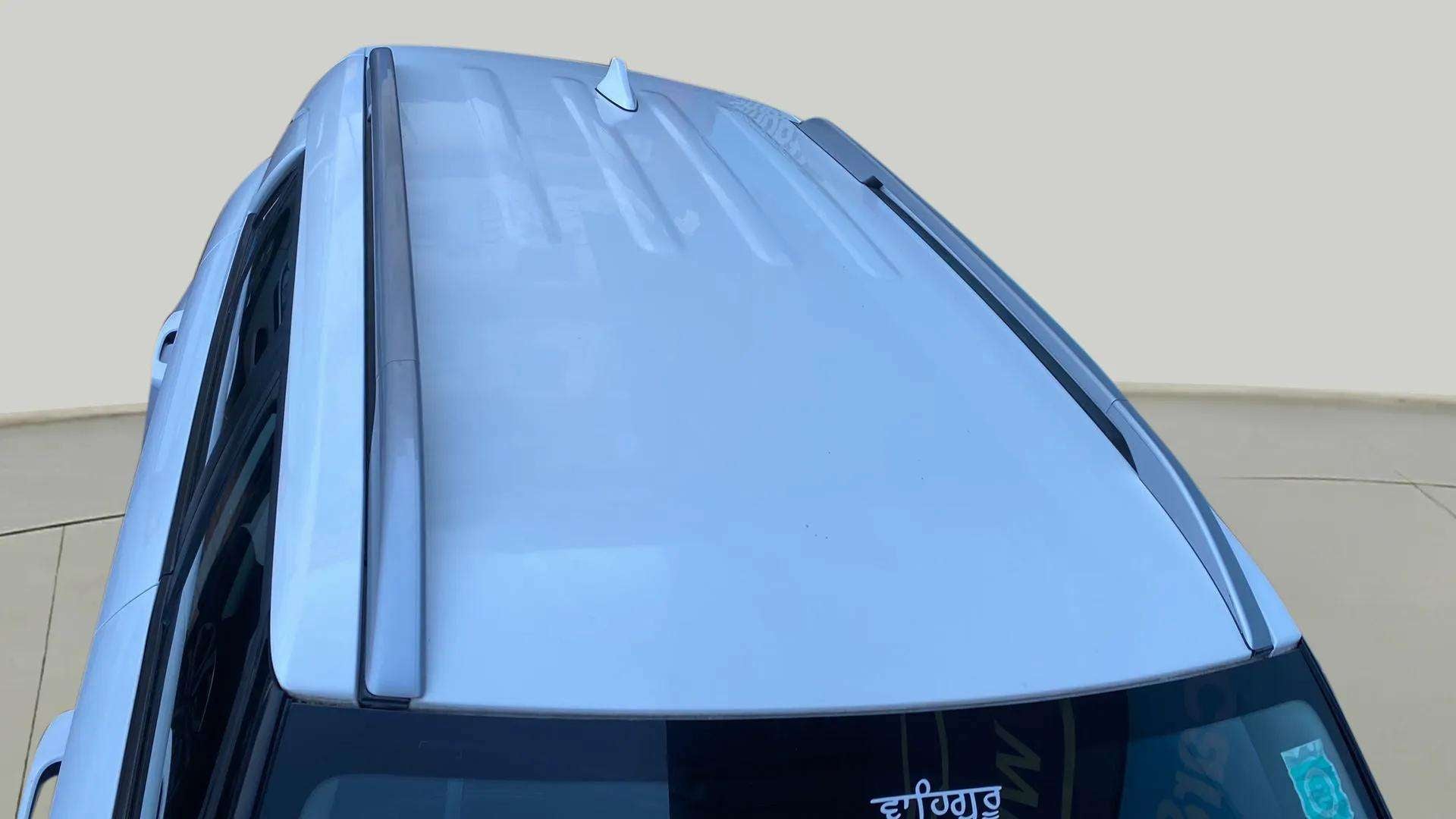 Roof view of a Hyundai Venue