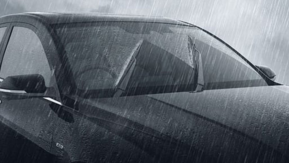 Windscreen view of Hyundai Verna