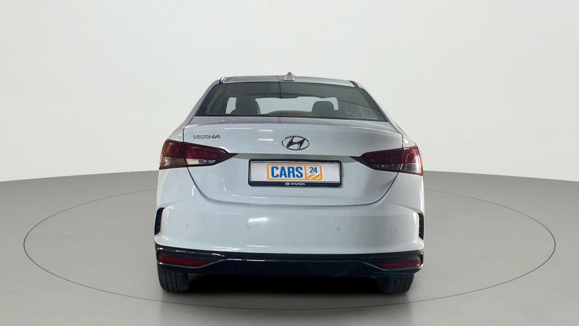 Rear view of a Hyundai Verna