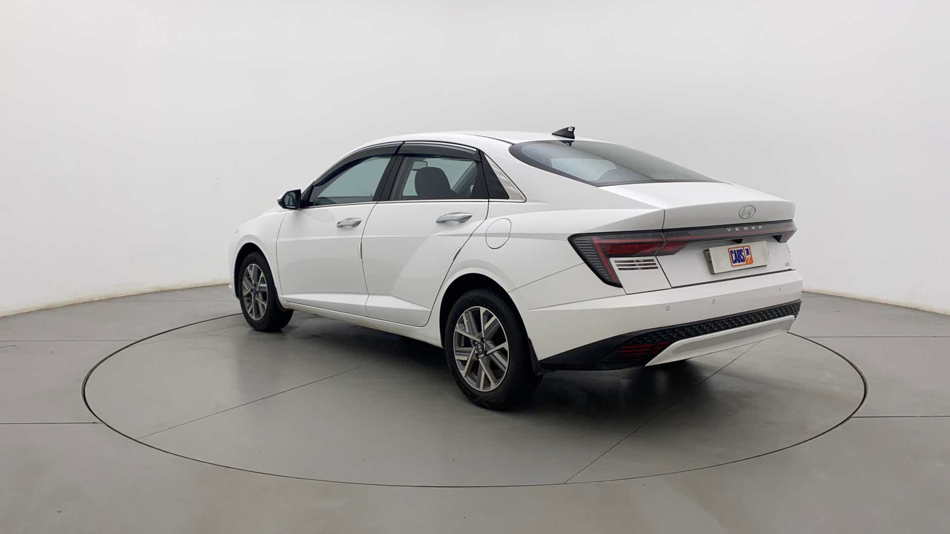 Rear three-quarter of a Hyundai Verna