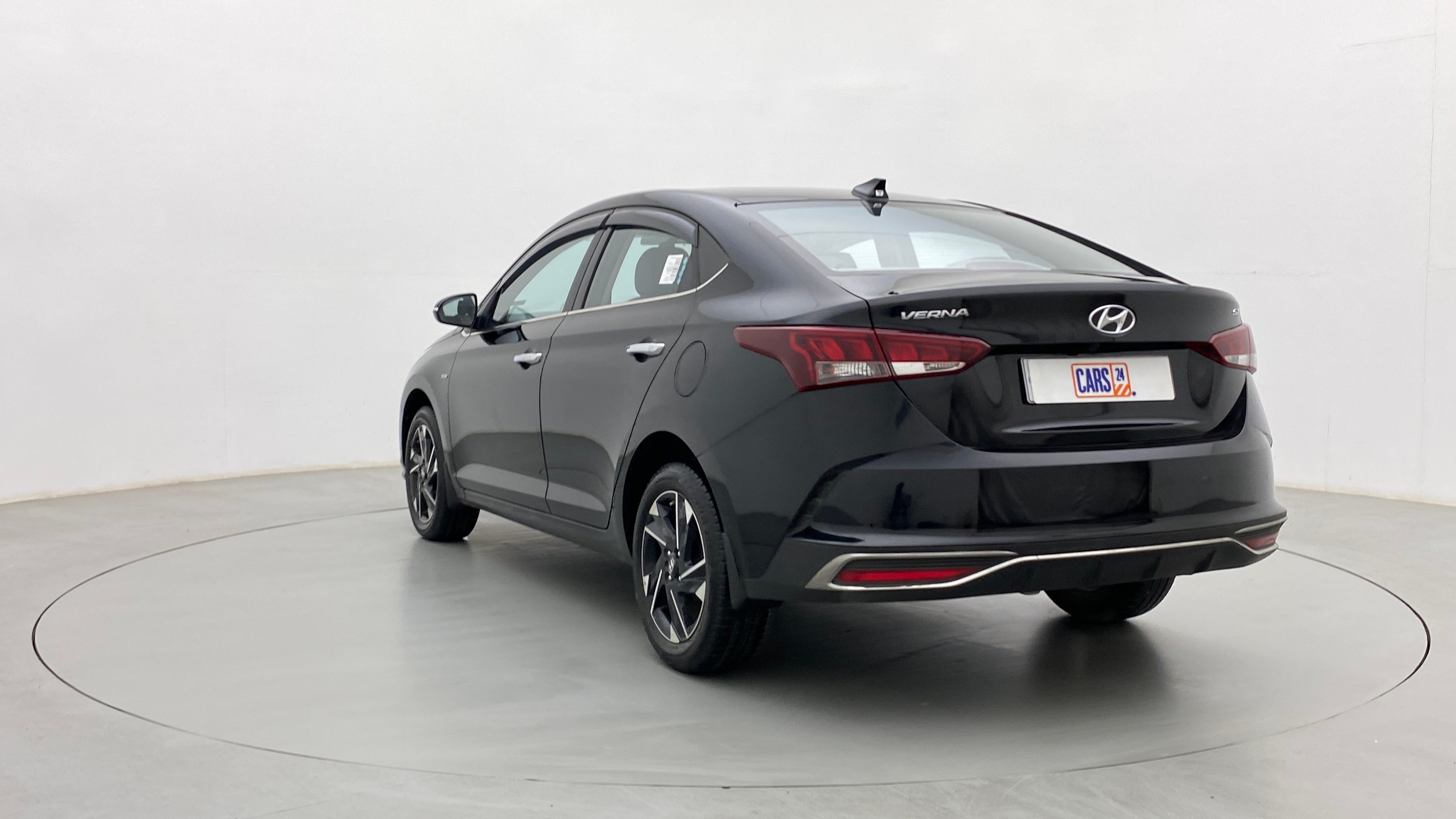 Rear three-quarter of a Hyundai Verna