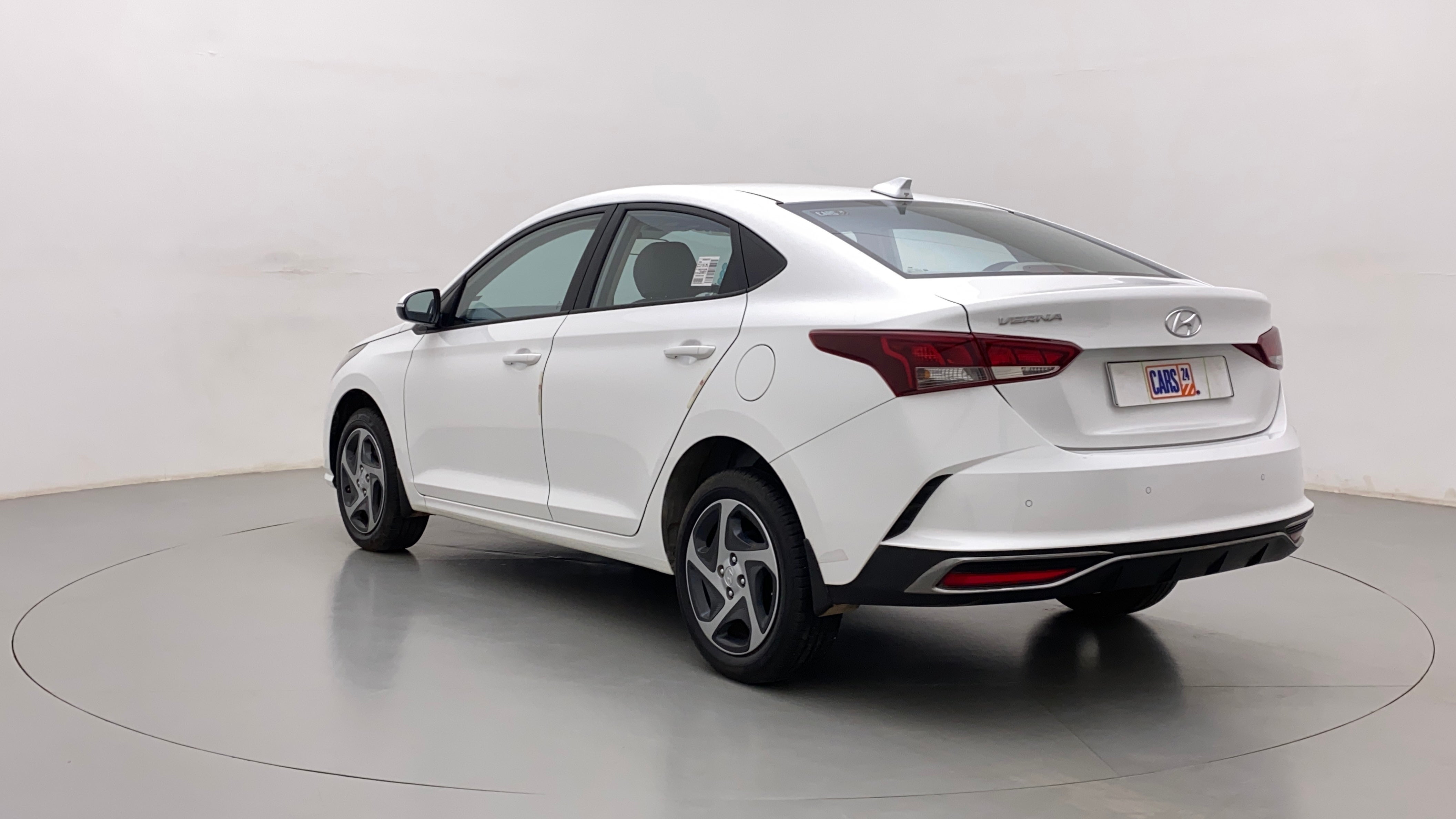 Rear three-quarter view of a Hyundai Verna