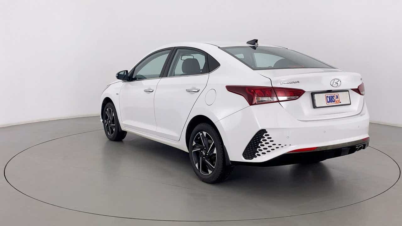 Rear three-quarter view of a Hyundai Verna