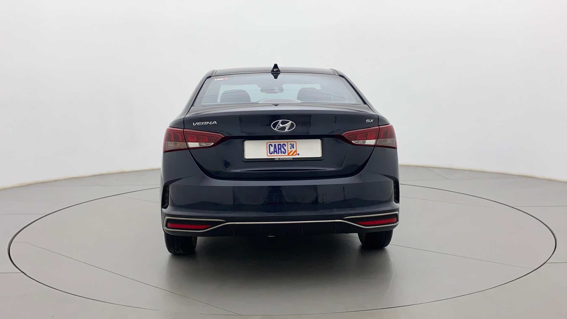 Rear view of a Hyundai Verna SX