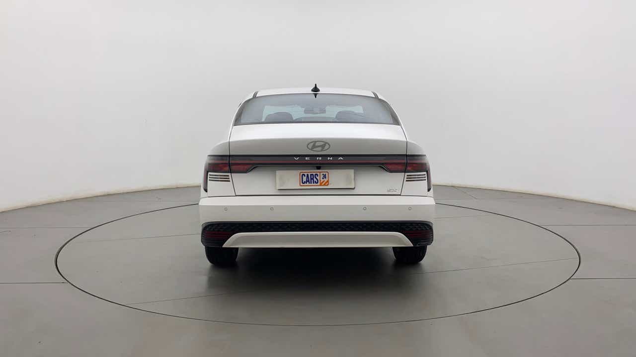 Rear view of a Hyundai Verna