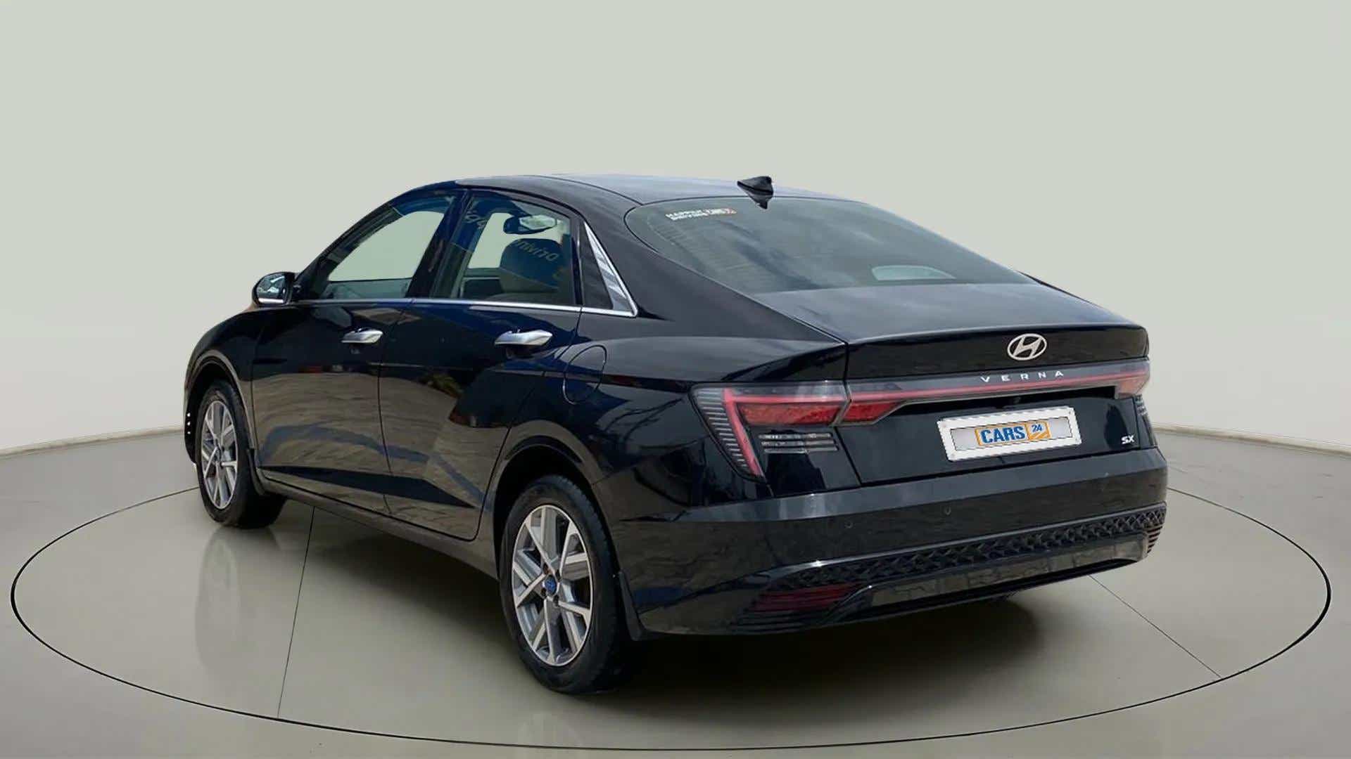 Rear three-quarter view of a Hyundai Verna