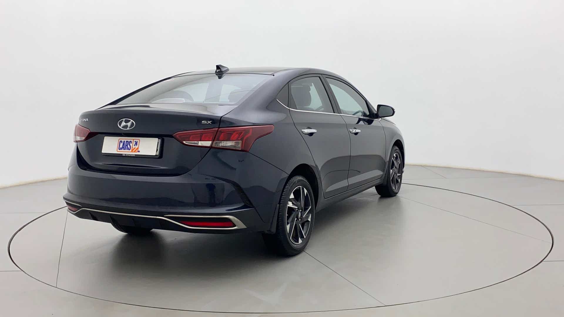 Rear three-quarter of a Hyundai Verna SX