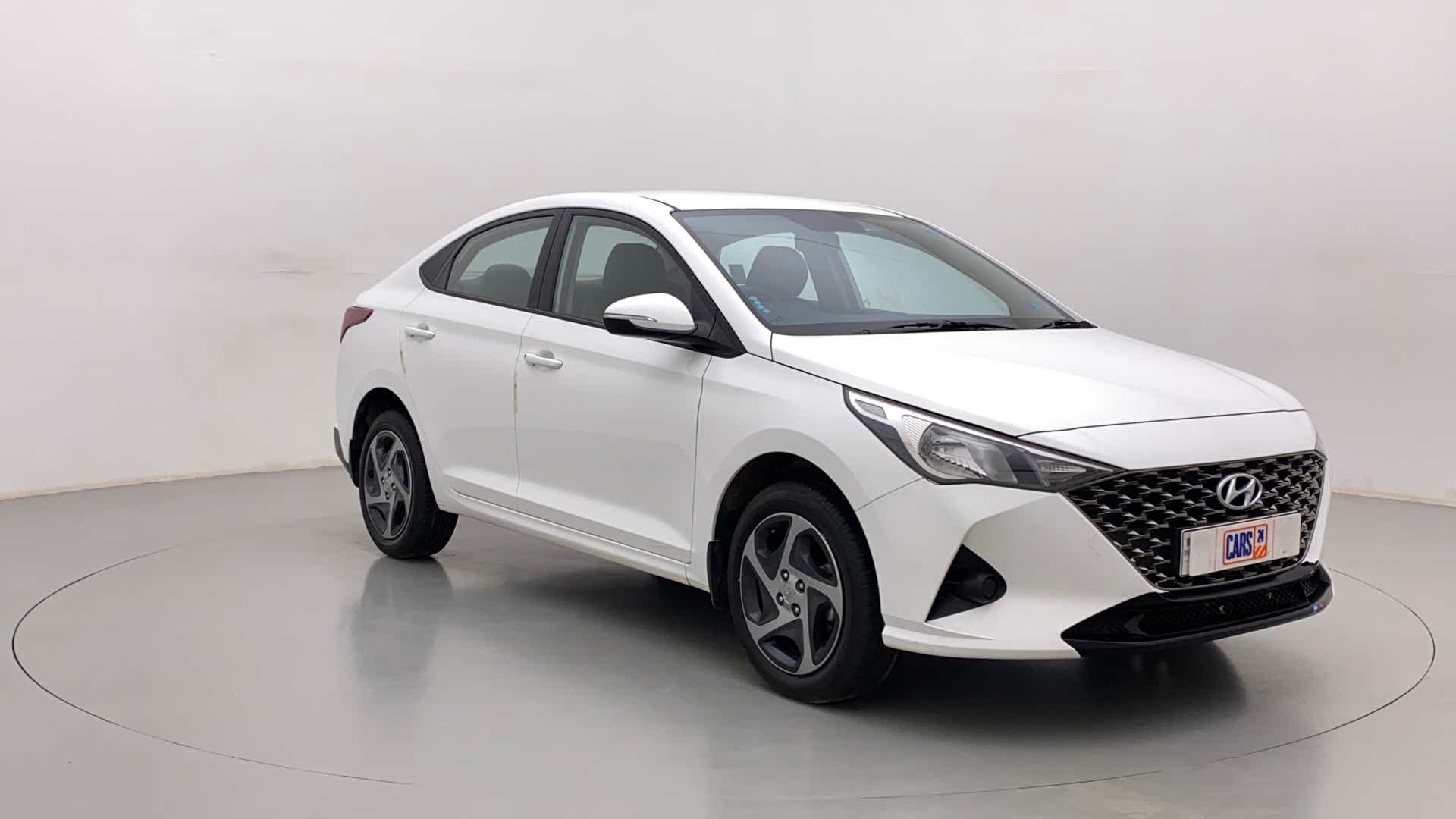 Front three quarter of a Hyundai Verna