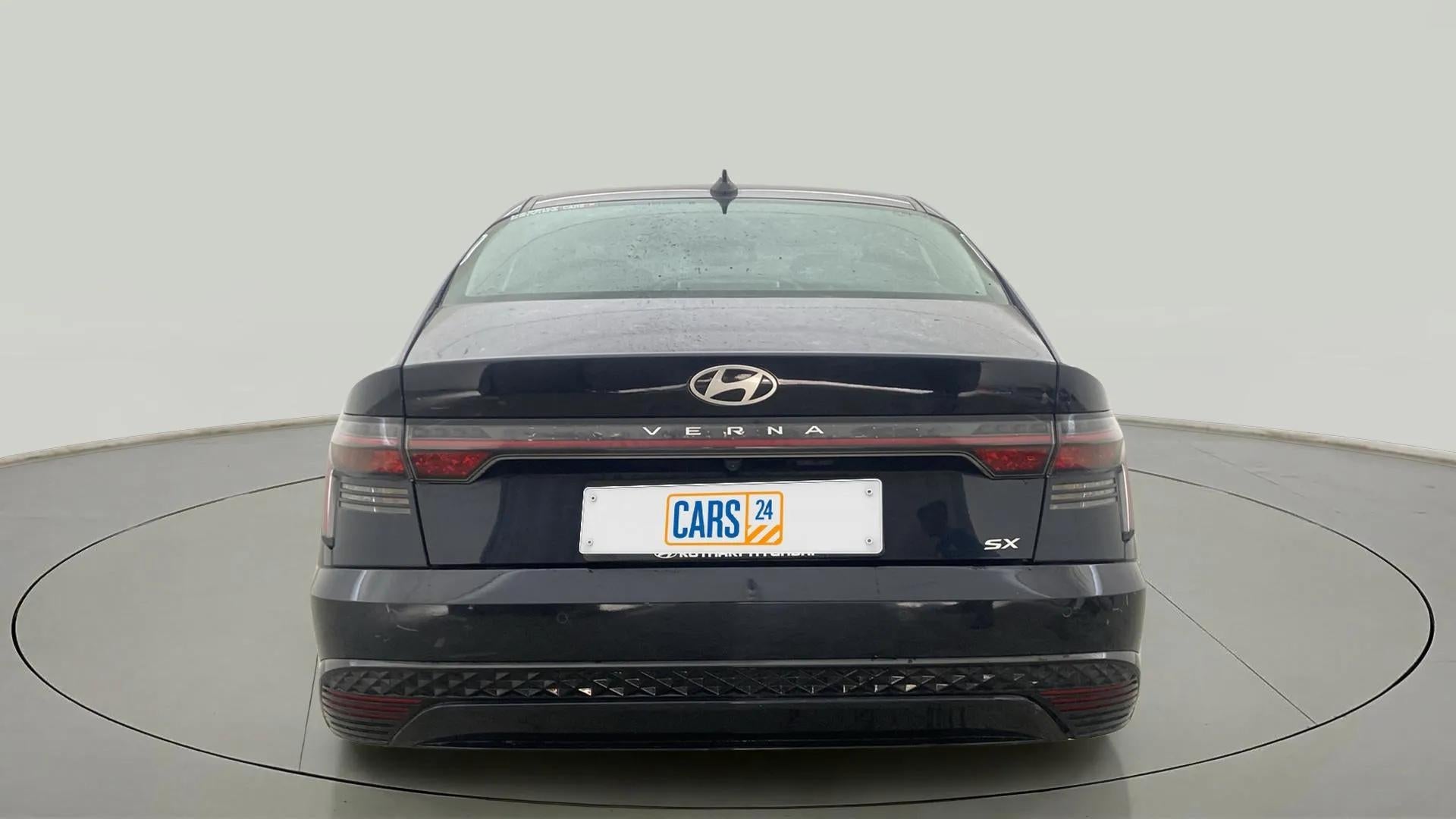 Rear view of a Hyundai Verna SX