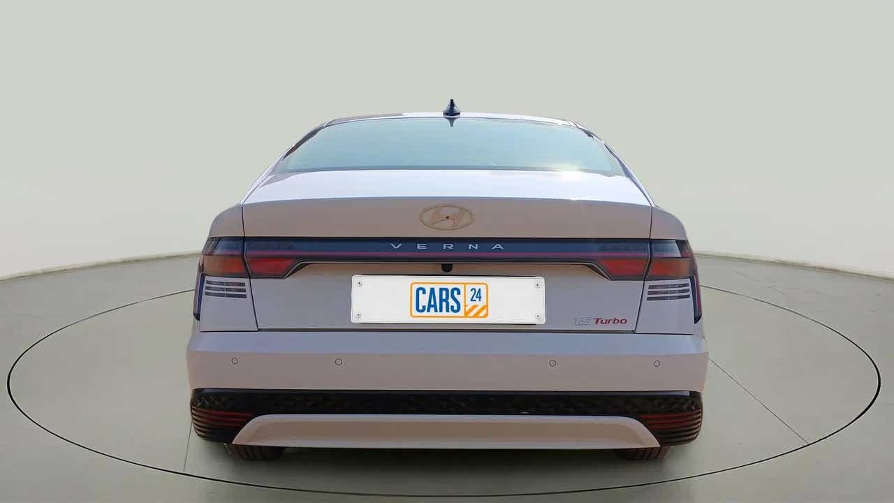 Rear view of a Hyundai Verna