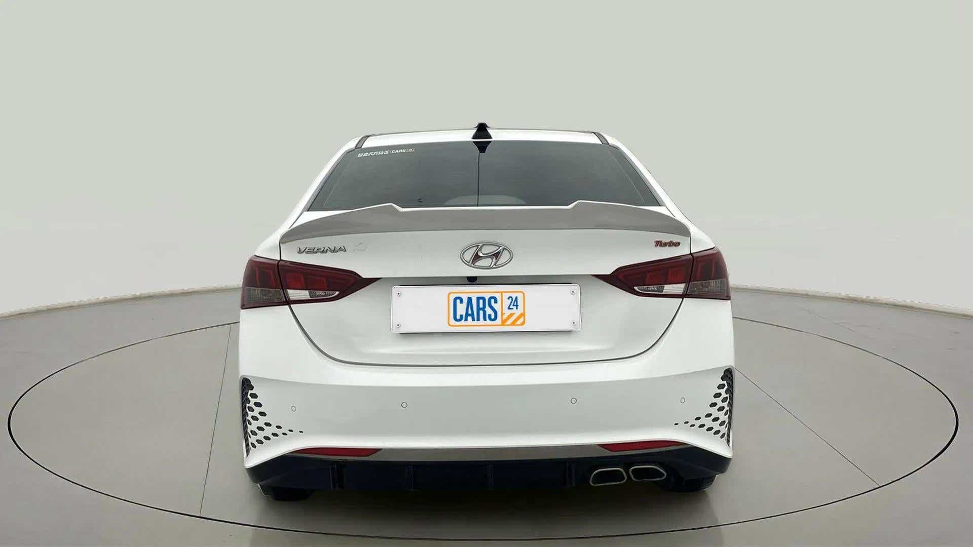 Rear view of a Hyundai Verna