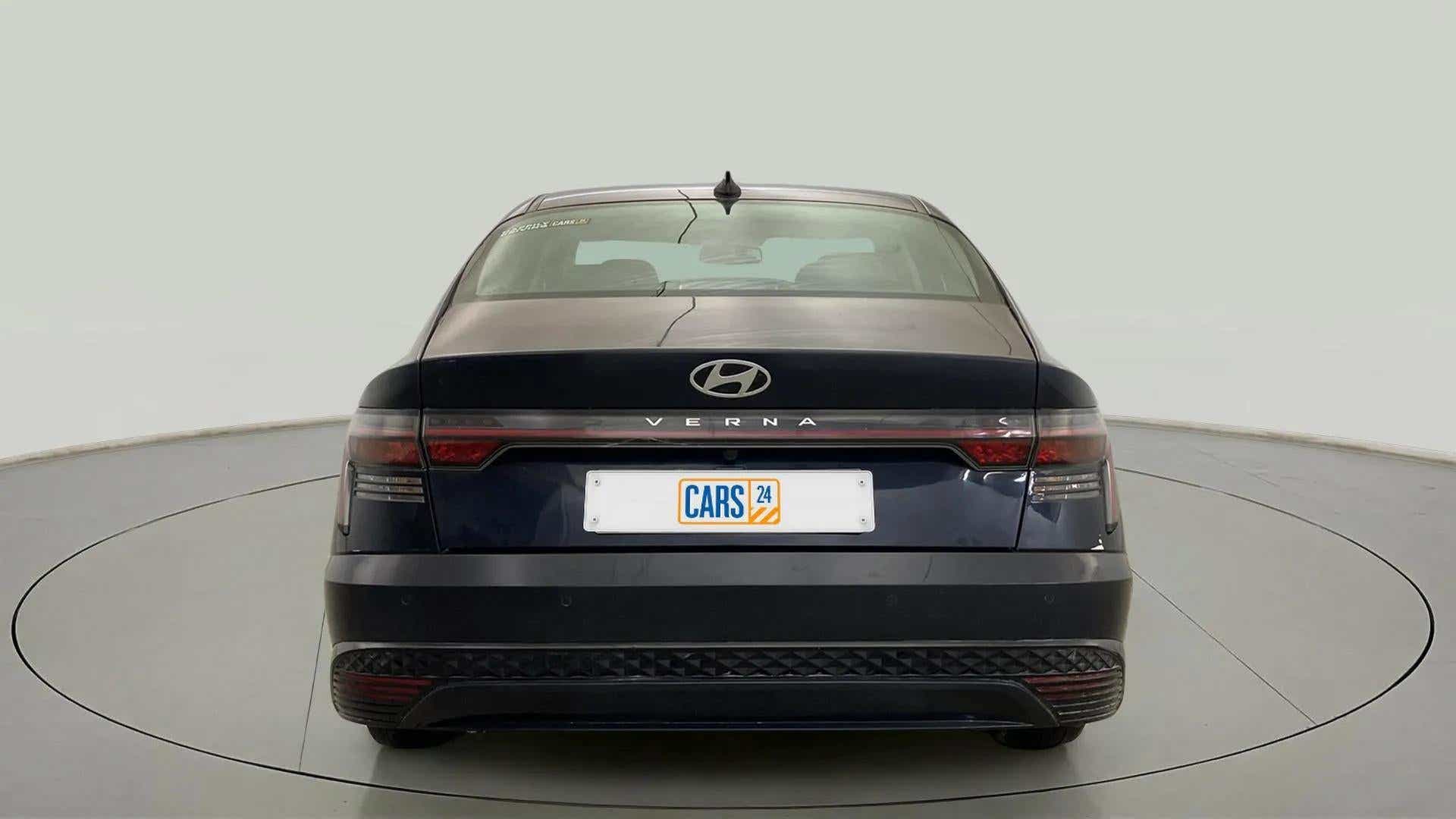 Rear view of a Hyundai Verna