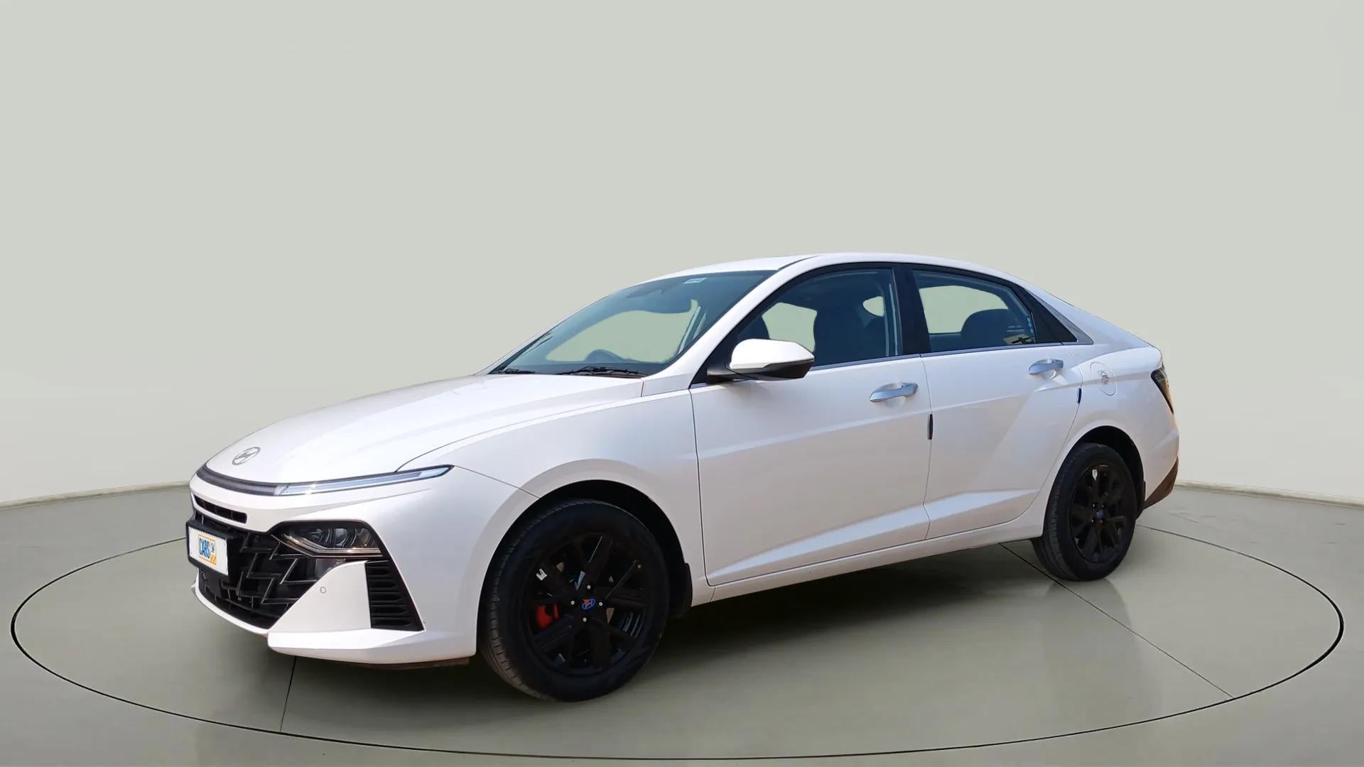 Front three-quarter view of a Hyundai Verna