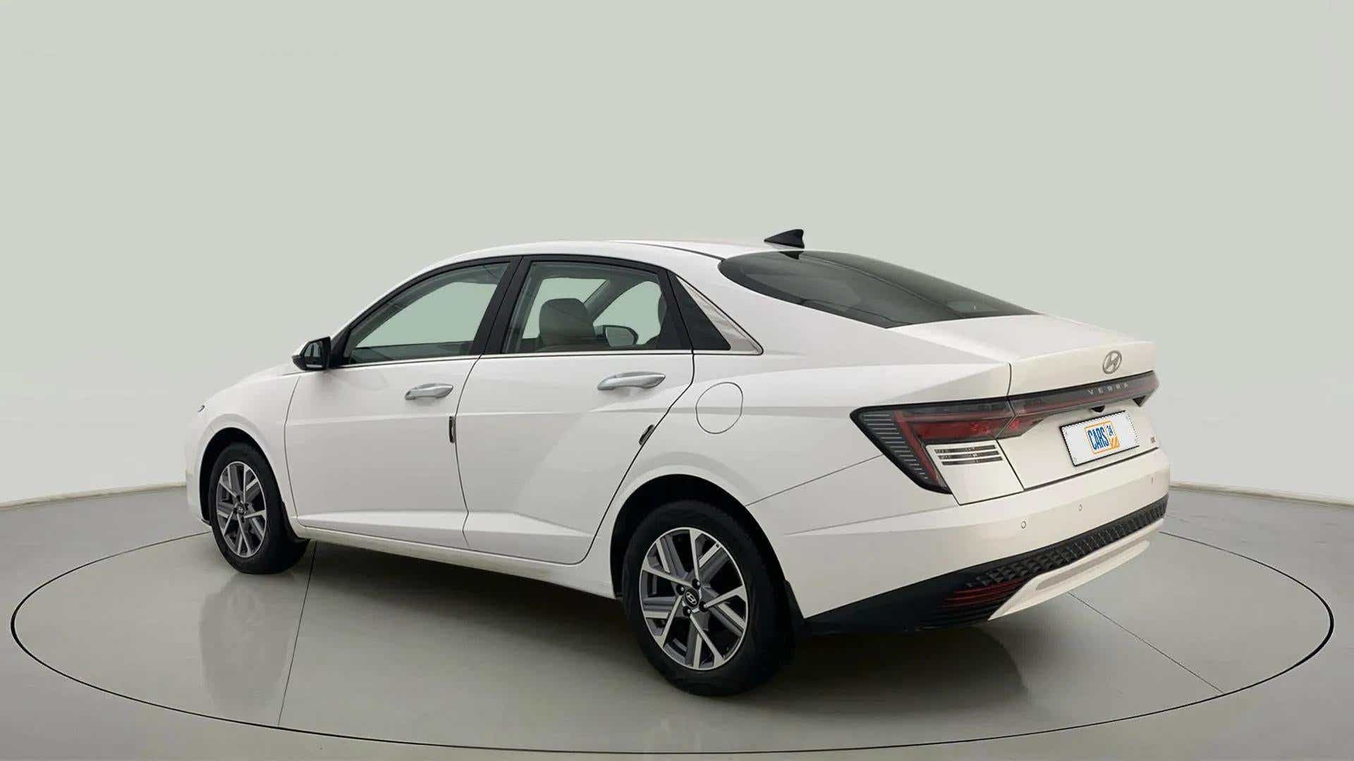 Rear three-quarter of a Hyundai Verna