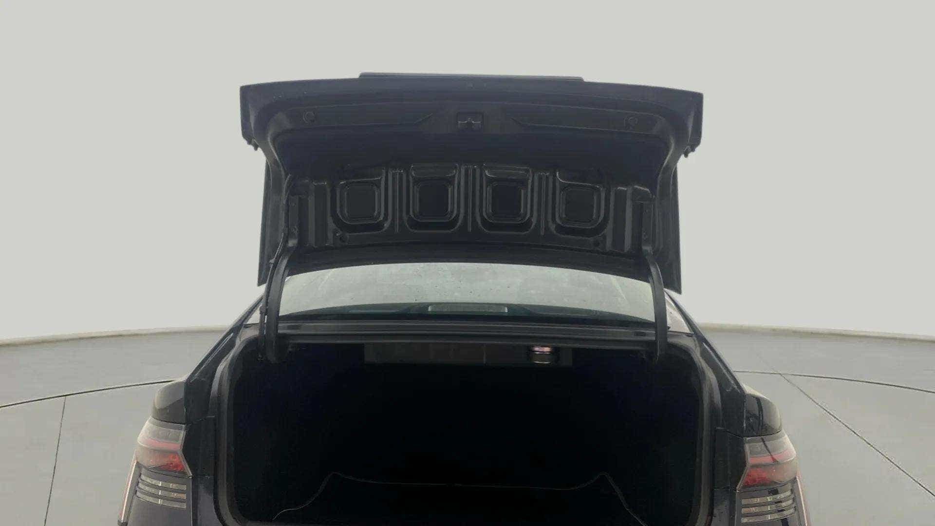 Boot view of a Hyundai Verna