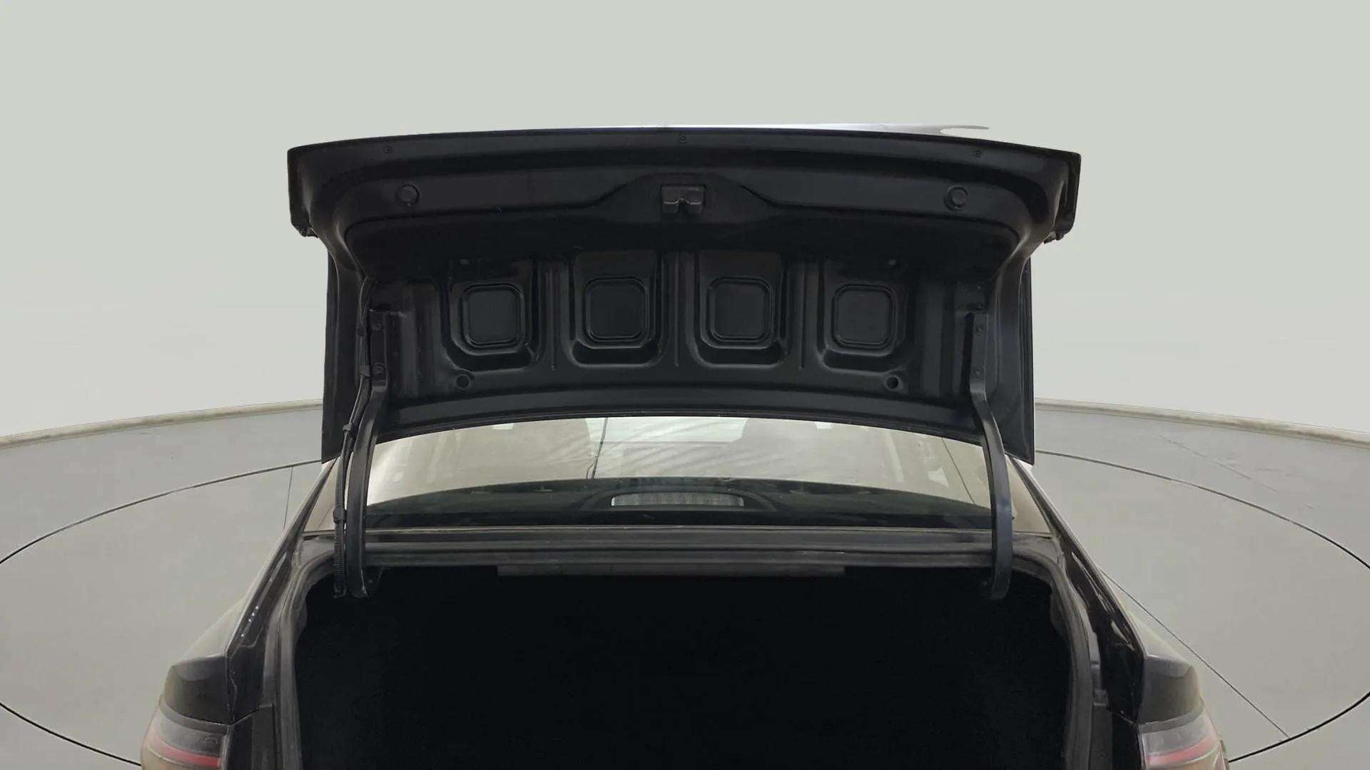 Open trunk view of a Hyundai Verna